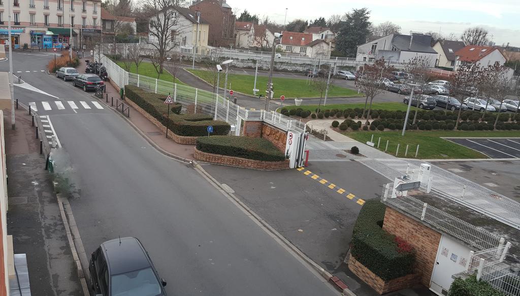 Hotel Le Saint Germain Aulnay-sous-Bois Exterior foto